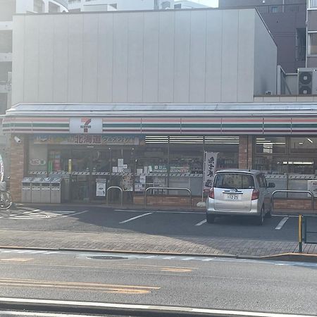 Calum Asakusa Imado Tokyoカルム浅草今戸ツインルーム新築民泊東京浅草隅田川今戸神社近くスカイツリー見えるコンビニコインランドリー近くある浅草駅まで徒歩圏内アクセス便利成田空港羽田空港銀座渋谷東京駅直通 Luaran gambar
